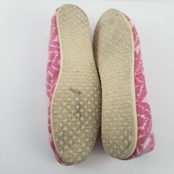 TOMS Pink & White Aztec Print Slip On Shoes - Picture 7 of 7